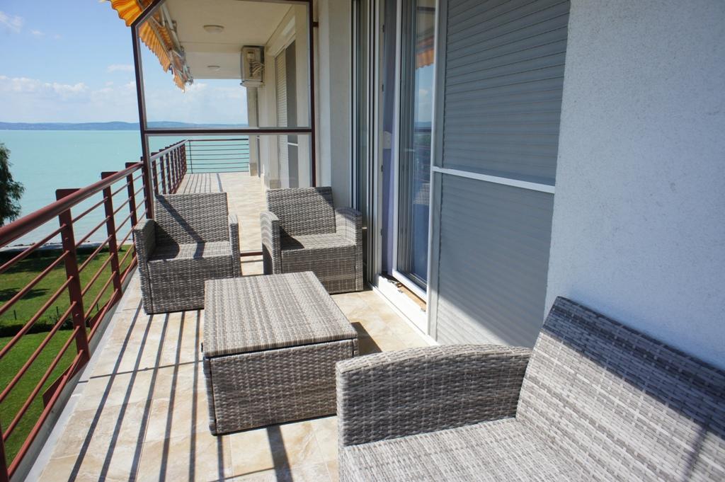 Panorama Beach Apartmanok ชิโอฟก ภายนอก รูปภาพ
